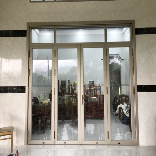 CỬA ĐI 4 CÁNH MỞ QUAY GROBER MẠ ANODE TẠI SÀI GÒN