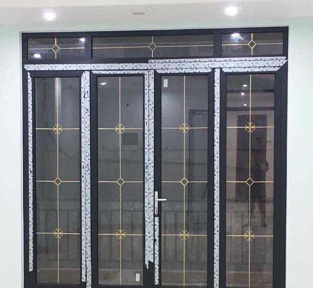 NHÔM PMI KẾT HỢP KÍNH HOA ĐỒNG